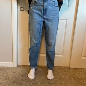 American Eagle Outfitters Light Blue High Rise Jeans